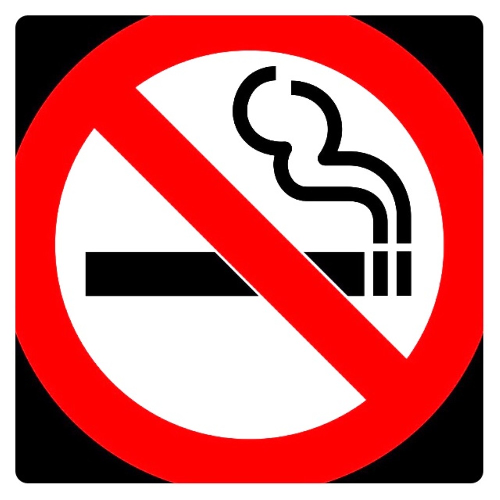 SMOKE FREE CLOSET ‼️ 🚭🚭🚭